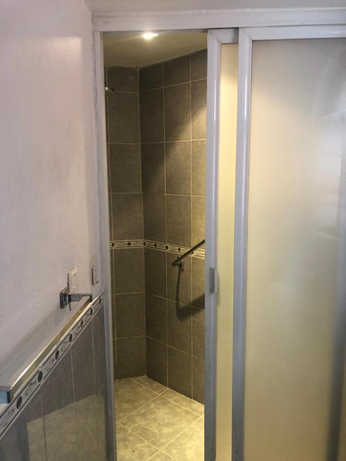 Amplia Habitacion Tipo Ejecutiva Con Bano Y Acceso Privados Toluca Buitenkant foto